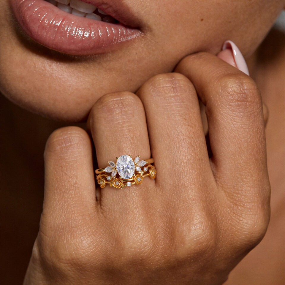 Vintage Oval Cut Moissanite Engagement Ring Set Unique Rose & Twigs Design Bridal Set (1)