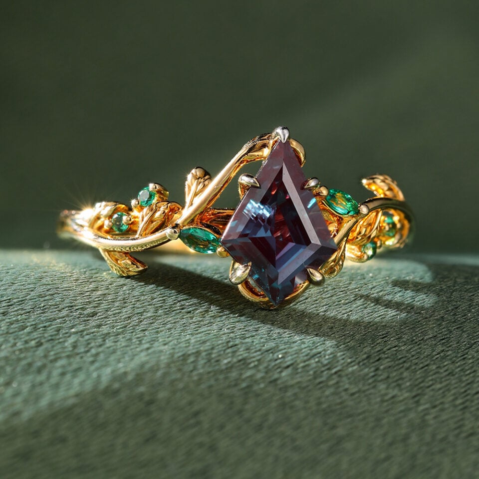 LeafLace Kite Cut alexandrite Engagement Ring with Emerald Accents (7)