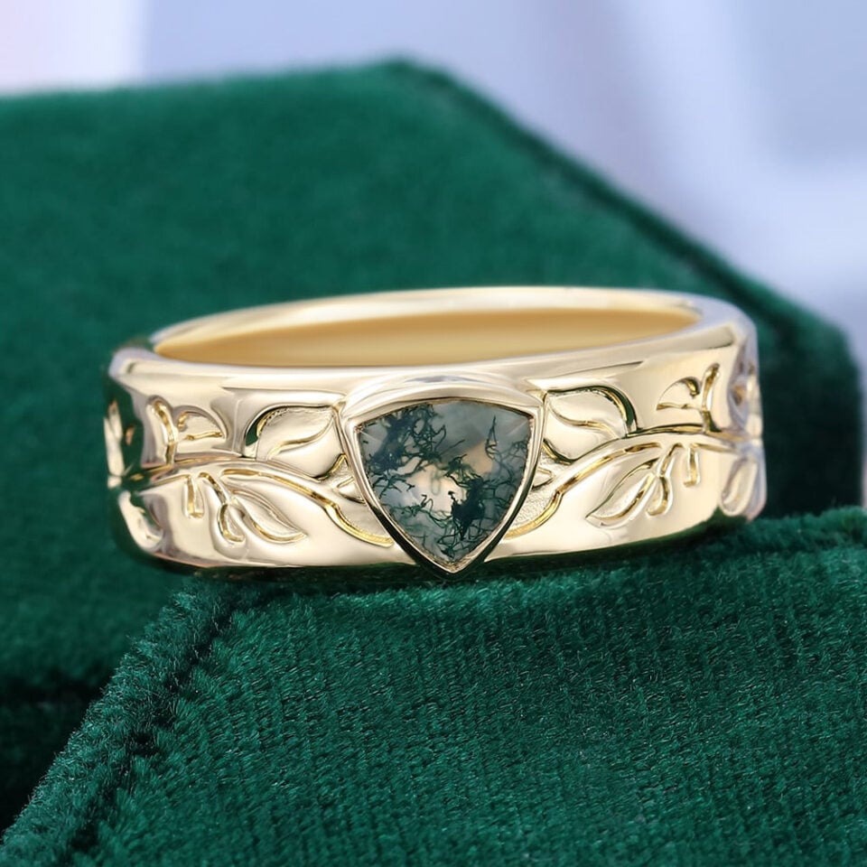 Trillion Cut Moss Agate Leaf Engraved Gender Neutral Wedding Band 4