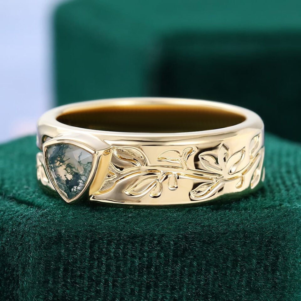 Trillion Cut Moss Agate Leaf Engraved Gender Neutral Wedding Band 6