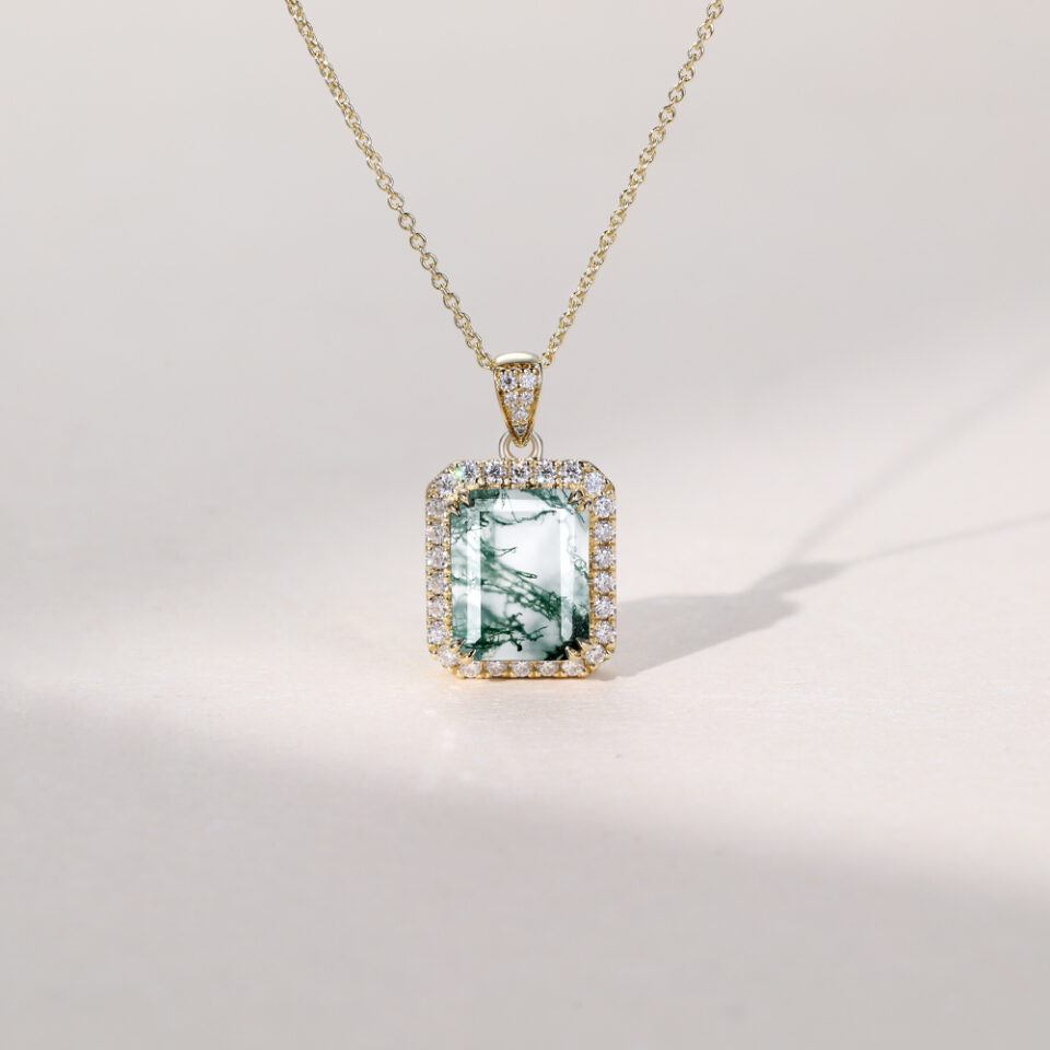 Emerald Cut Moss Agate Double Claw Setting Halo Necklace (6)