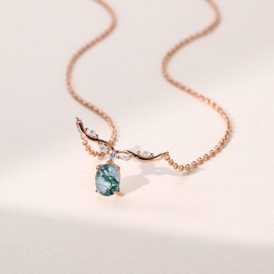 Oval Cut Moss Agate Ribbon Bar Necklace For Her (3)