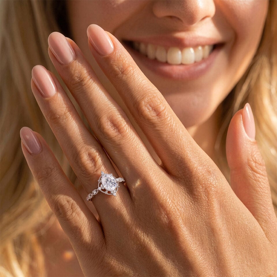 Oval Cut Moissanite Milgrain Lace Halo Engagement Ring (2)