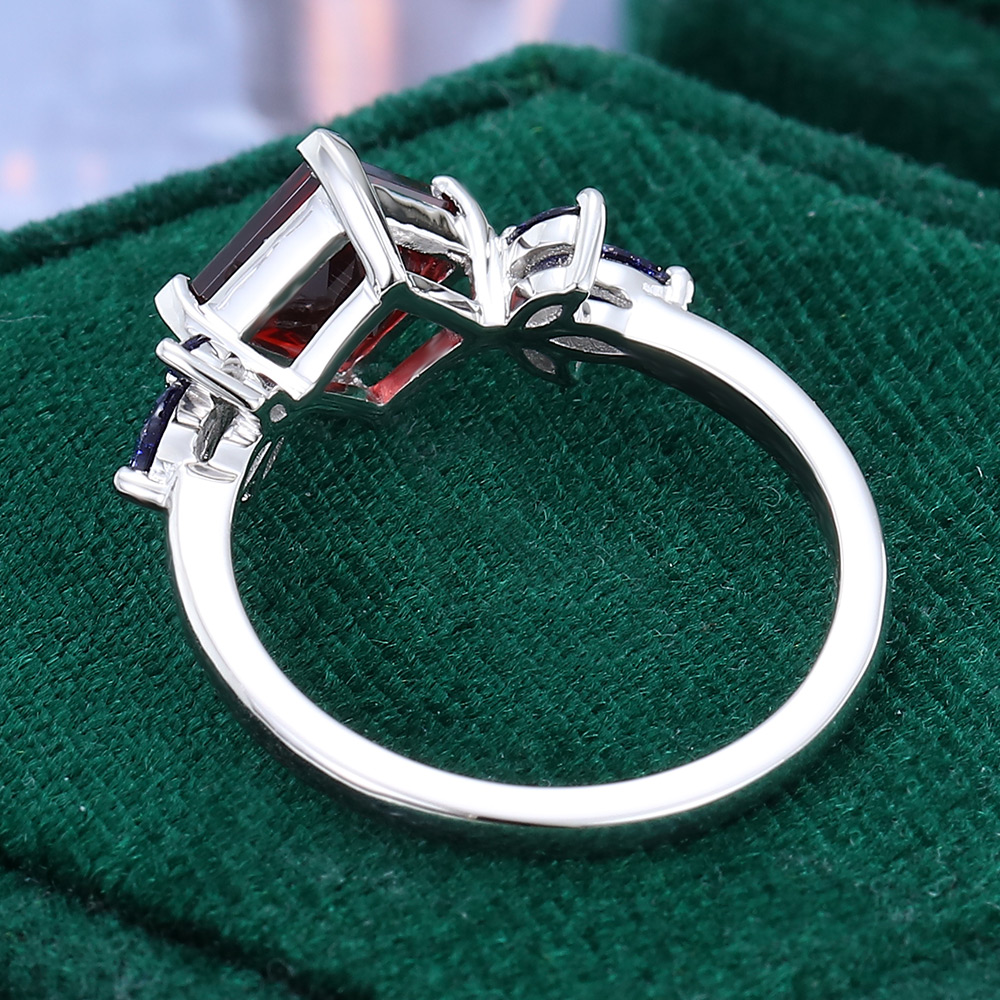 1.5 CT Heart Cut Garnet Ring In 925 Sterling Silver - Sizes 5-10