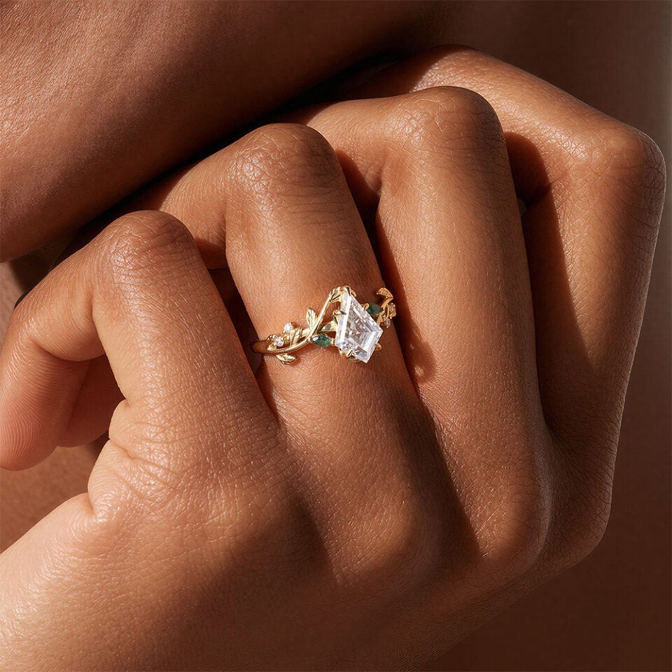 LeafLace Nature Inspired Kite Cut Moissanite Engagement Ring (2)