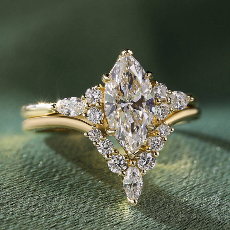 1CT Marquise Cut Lab Grown Diamond Bridal Ring Set