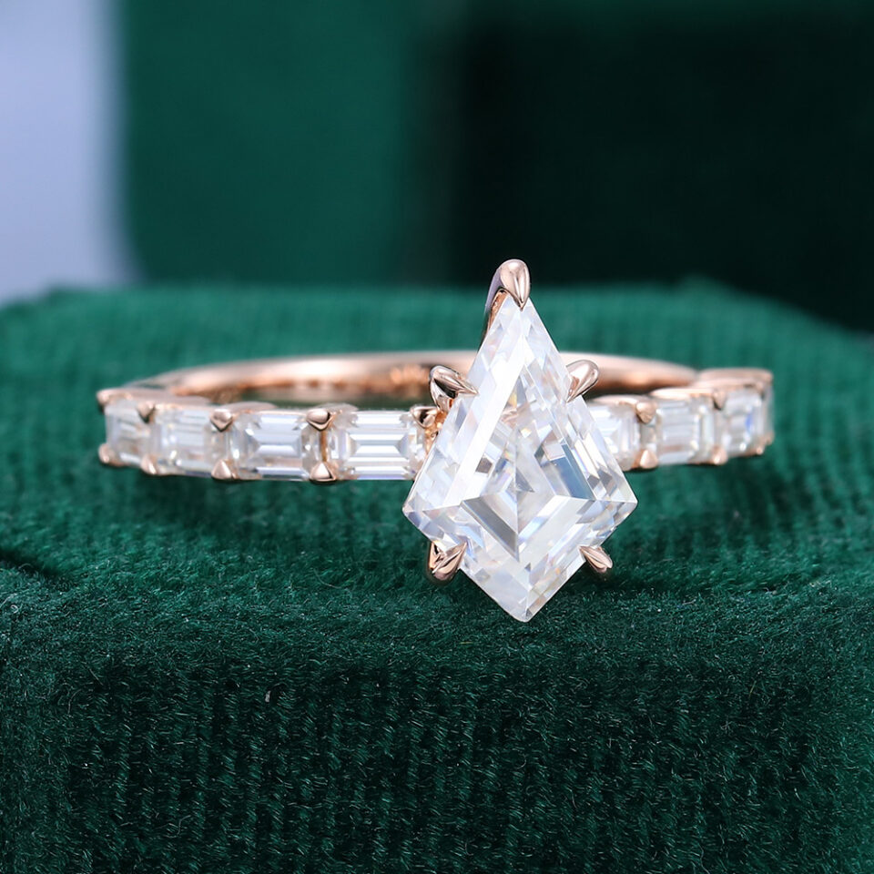 Unique Kite & Baguette Cut Moissanite Rose Gold Diamond Engagement Ring (4)