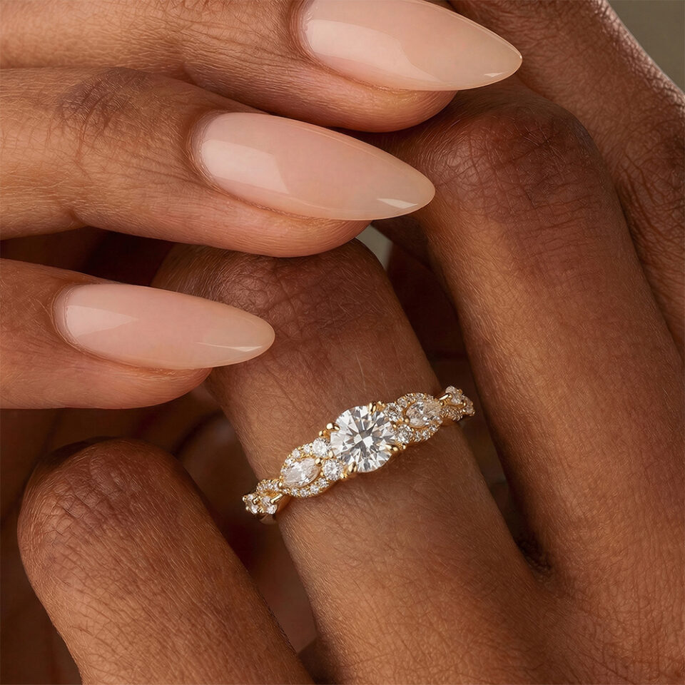 Round Moissanite Engagement Ring with Alternating Twisted Band (3)