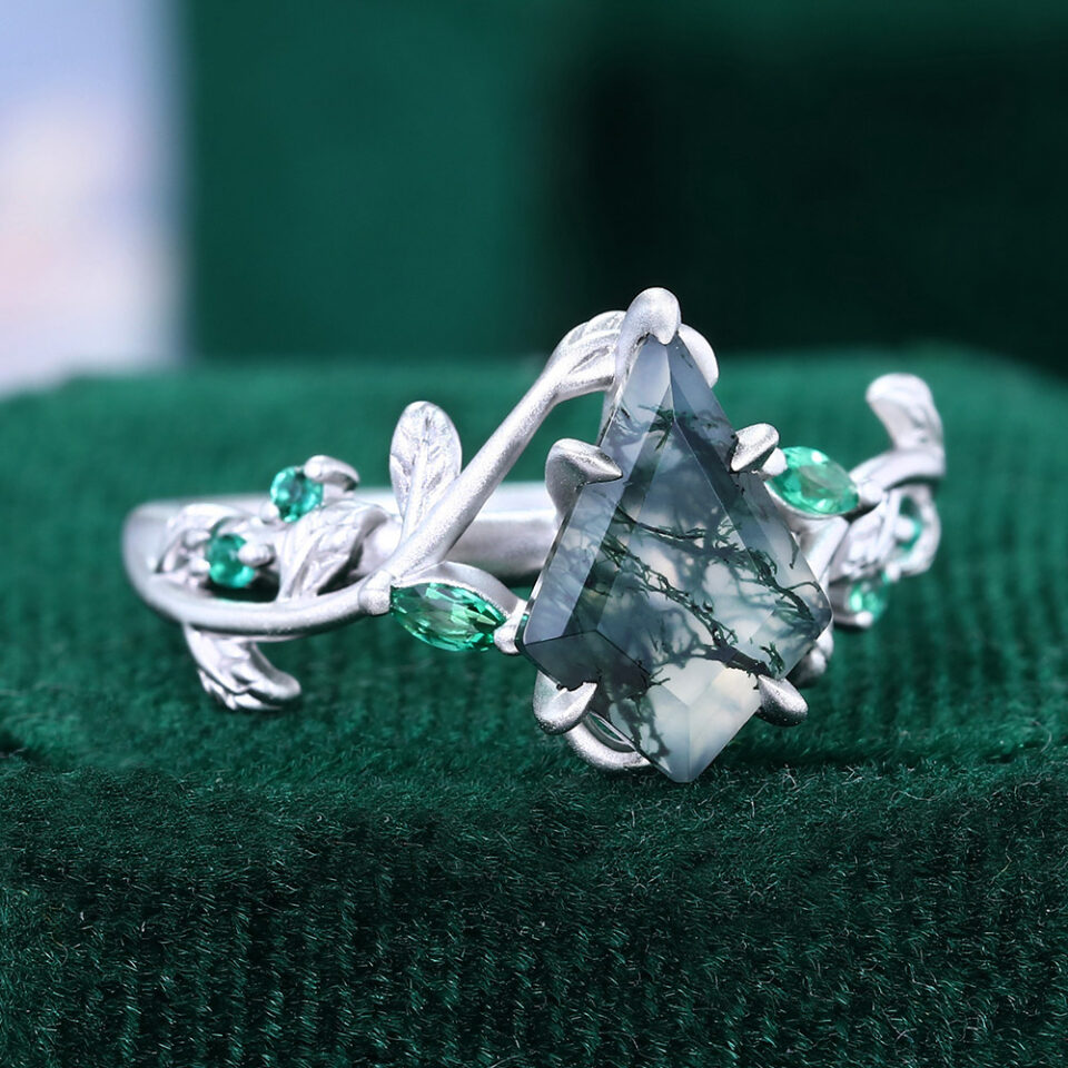 LeafLace Kite Cut Moss Agate Engagement Ring Emerald Leaf Ring In Matte Finish (13)