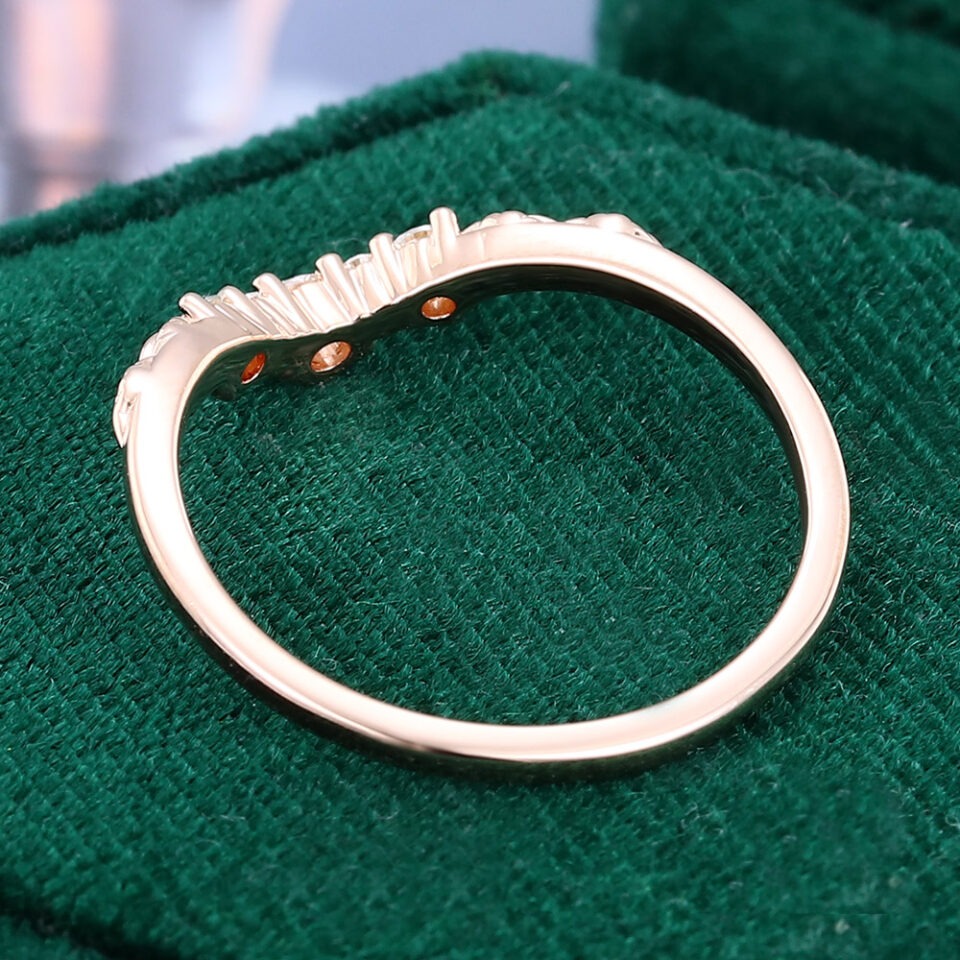 Moissanite Curved Wedding Band Leaf Accented Stacking Ring(4)