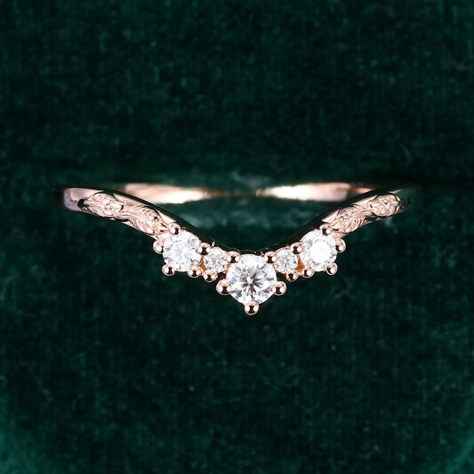 Moissanite Curved Wedding Band Leaf Accented Stacking Ring(5)