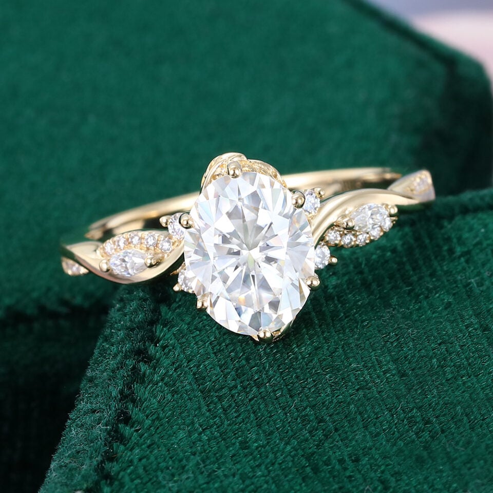 2CT Oval Cut Moissanite Promise Ring Garden Themed Engagement Ring(3)