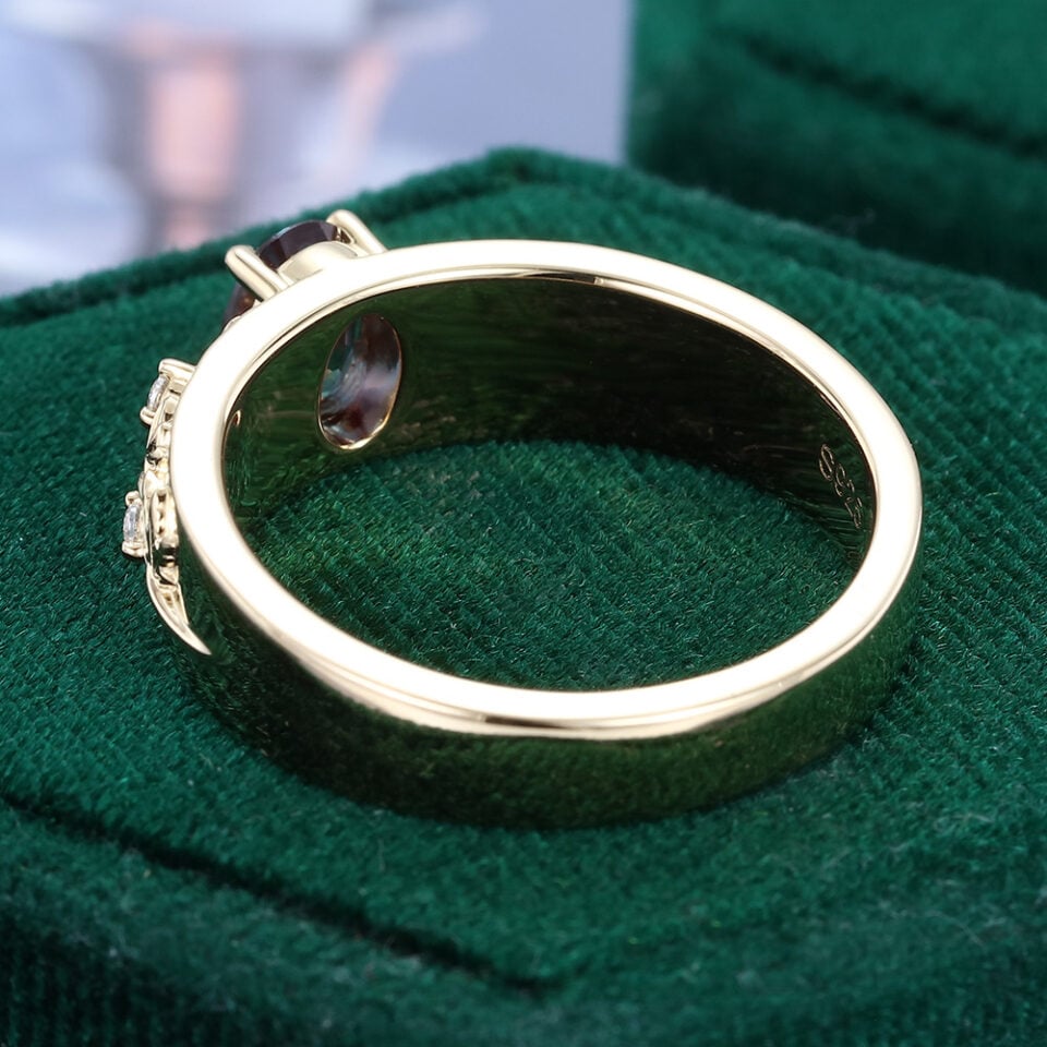 Oval Cut Alexandrite Maple Leaves Engraved Gender Neutral Wedding Band (5)