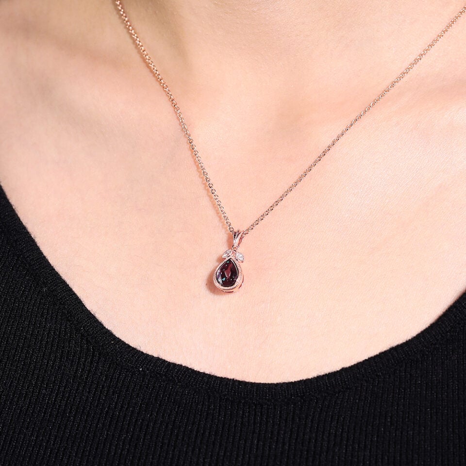 Pear Cut Milgrain Alexandrite Pendant Necklace Fishtail Diamond Accented (6)