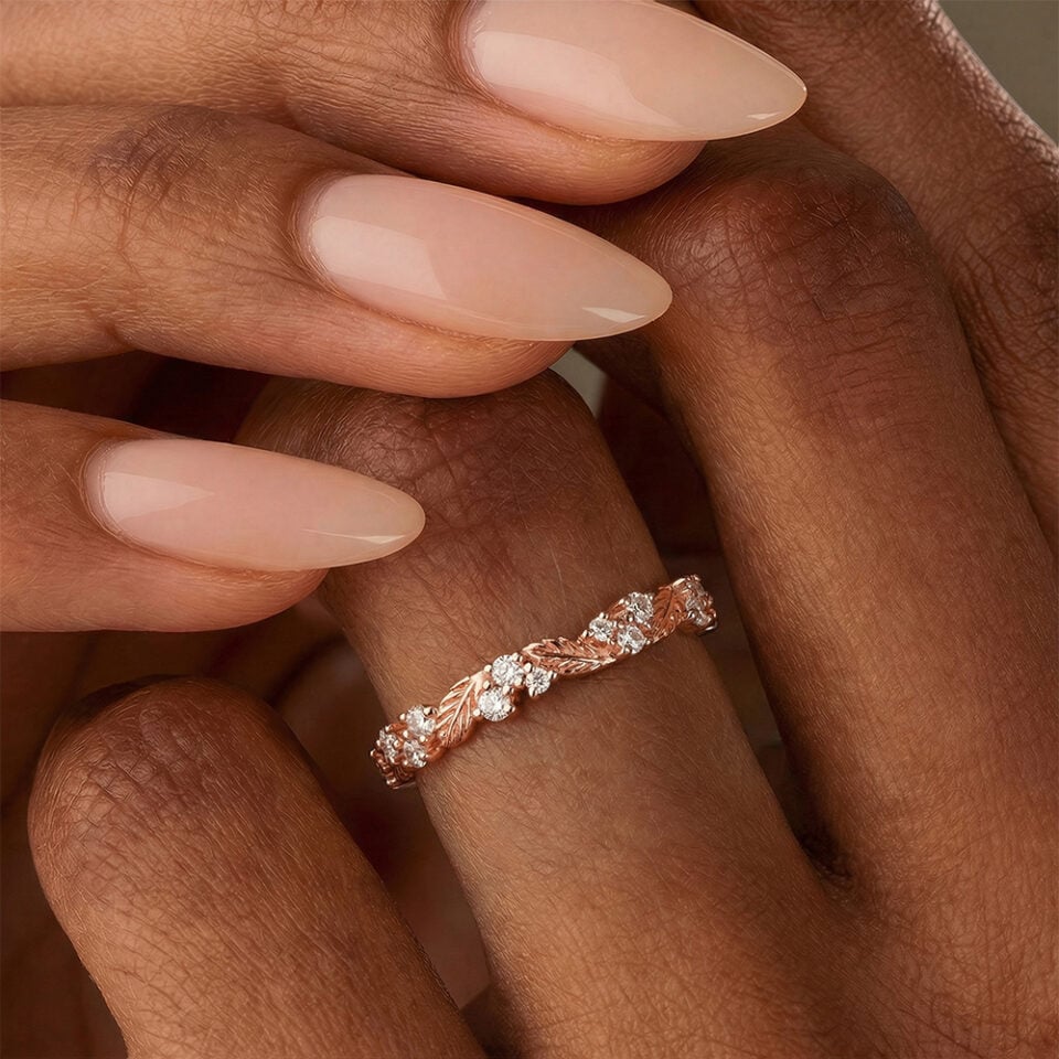 Alternating Moissanite Leaf Wedding Band Nature Inspired Stacking Promise Ring (2)