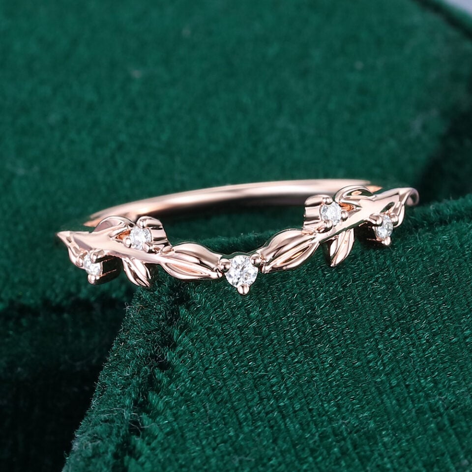 Leaf Accented Diamond Curved Wedding Band For Women (4)