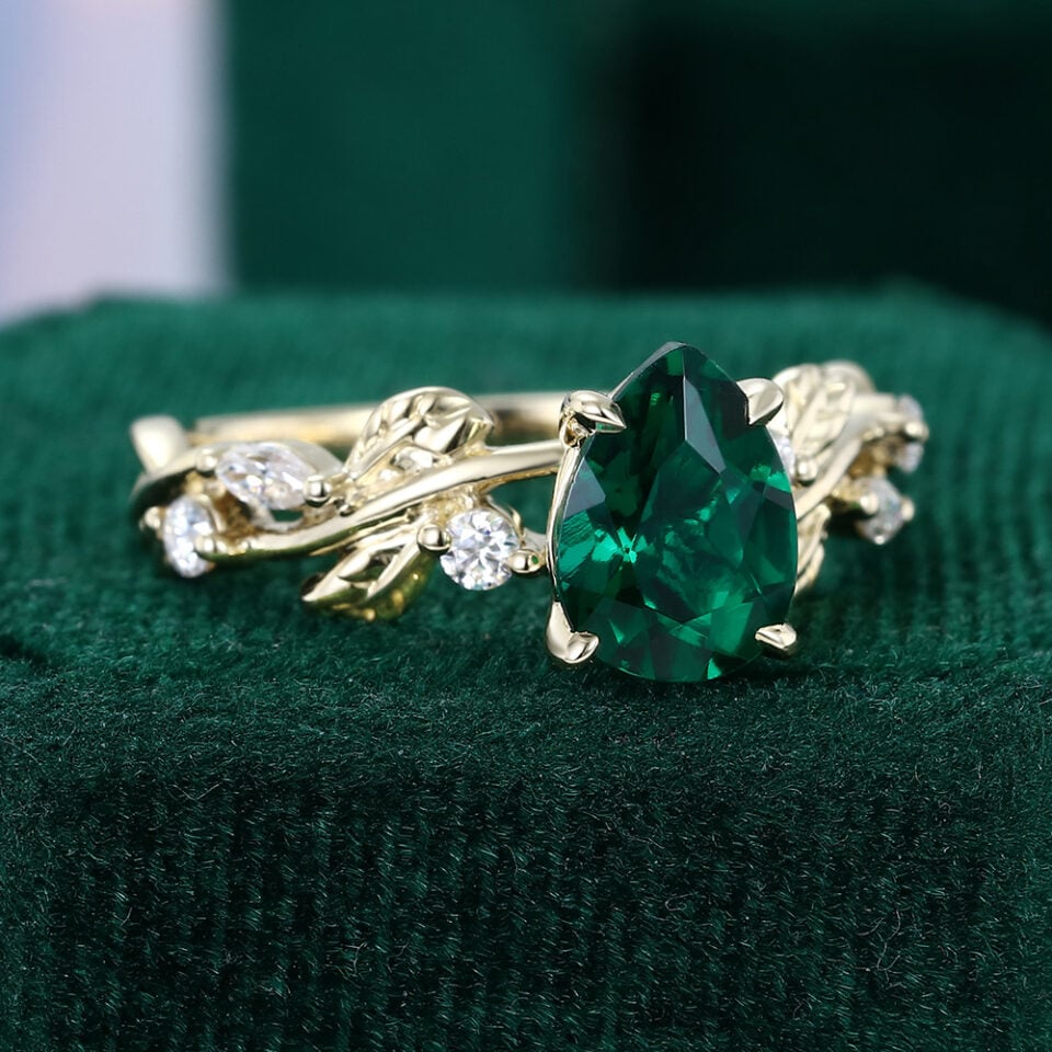 Pear Cut Emerald Vine Engagement Ring With Moissanite Accents (5)