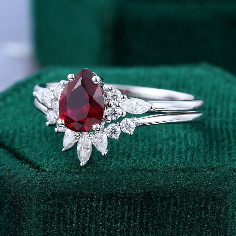 Pear Cut Garnet Bridal Ring Set Classic Cluster Engagement Ring Set (4)