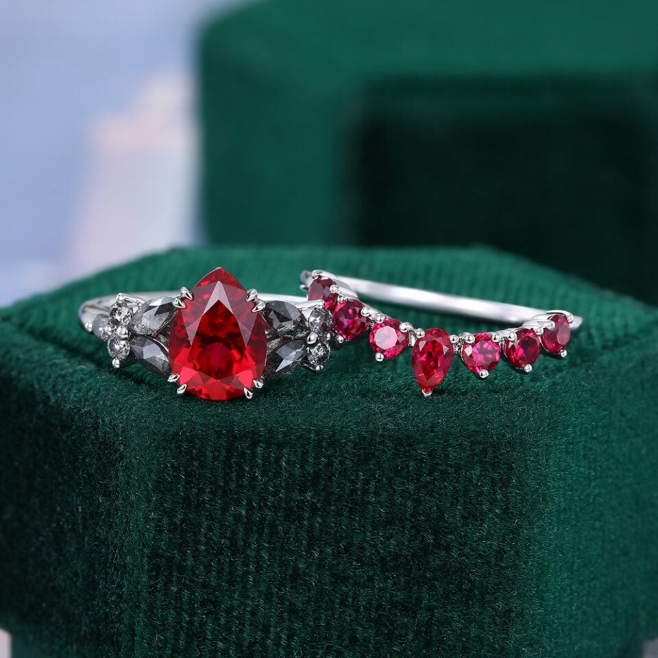 Pear Cut Ruby Bridal Ring Set 2PCS Cluster Engagement Ring Set (6)