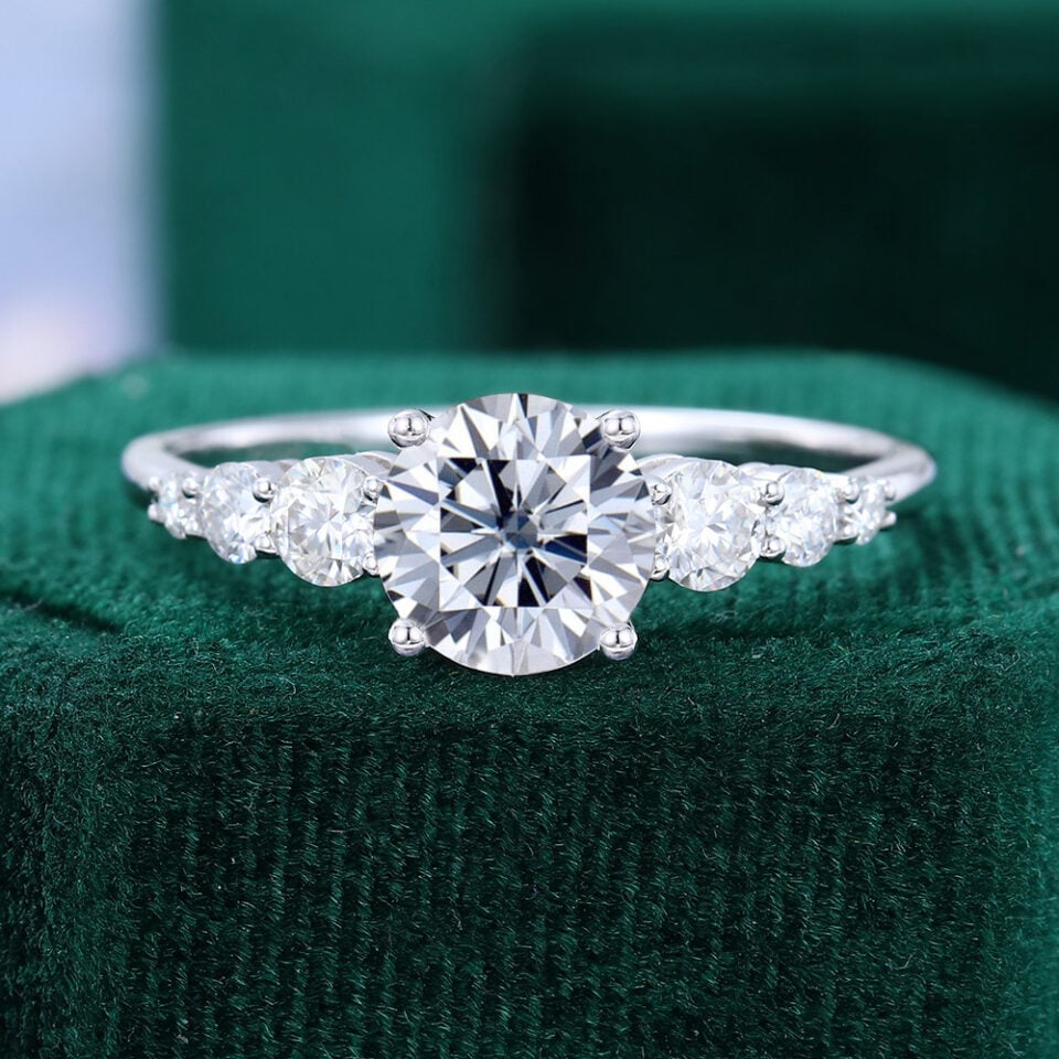 Round Cut Gray Moissanite Engagement Ring With Graduated Side Stones