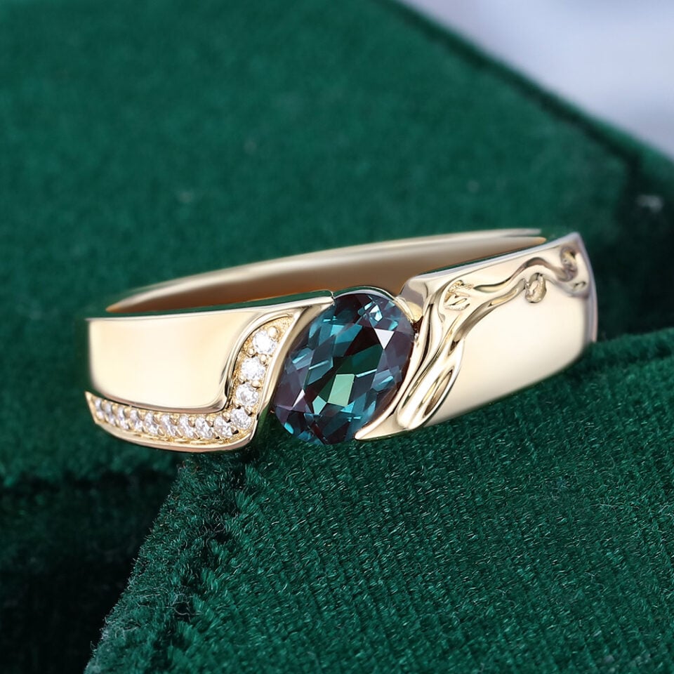 Oval Cut Alexandrite Vine Engraved Gender Neutural Wedding Band