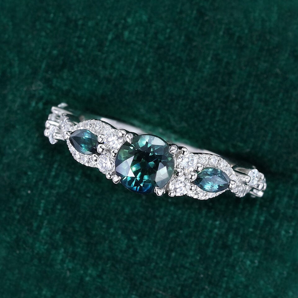 Round Cut Green Blue Sapphire Engagement Ring With Unique Twisted Shank (2)