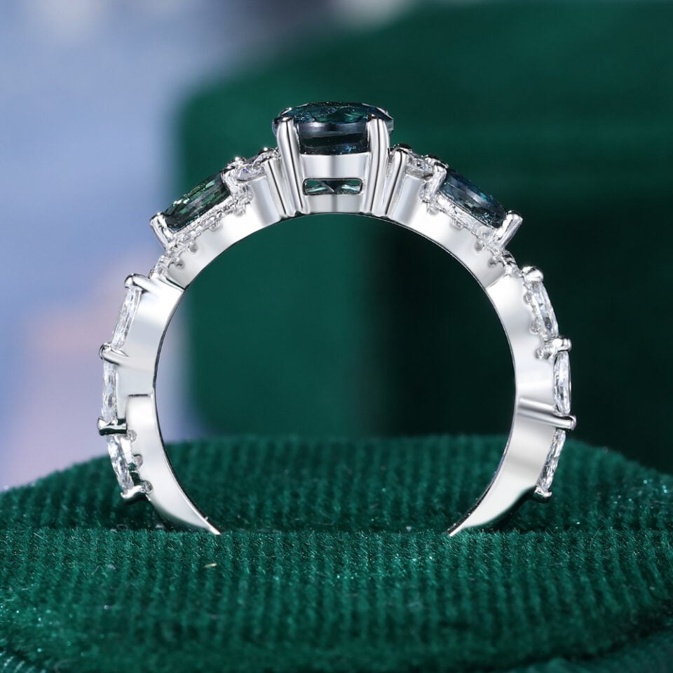 Round Cut Green Blue Sapphire Engagement Ring With Unique Twisted Shank (4)