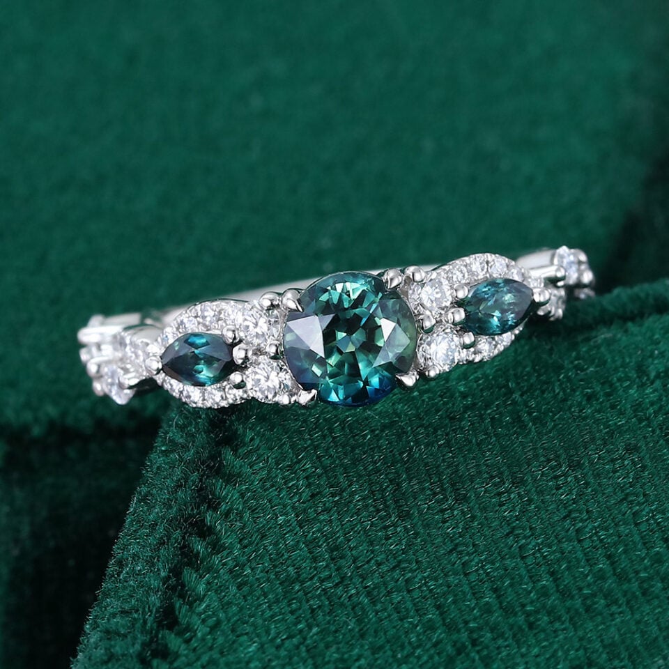 Round Cut Green Blue Sapphire Engagement Ring With Unique Twisted Shank (5)