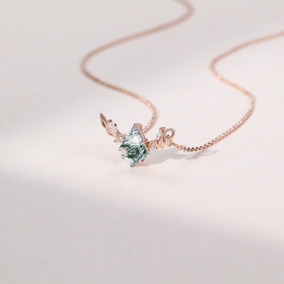 Kite Cut Moss Agate Necklace with Leaf Accent (6)