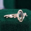 Unik Form - Organic Shaped Green Sapphire Leafwave Ring (2)