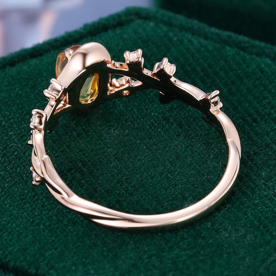 Unik Form - Organic Shaped Yellow Sapphire Ring with Unique Split Shank (6)