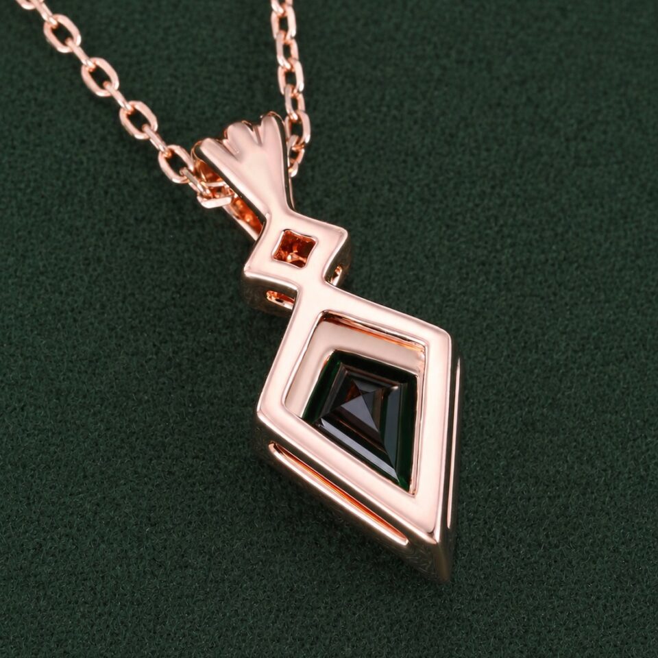 Vintage Kite Cut Emerald Milgrain Pendant Necklace May Birthstone Gift (1)
