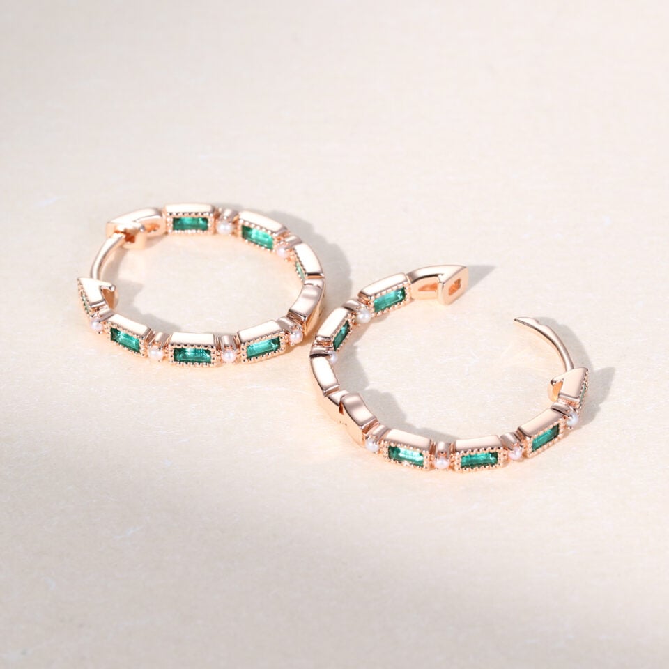Milgrain Design Alternating Baguette Emerald & Pearl Huggie Hoop Earrings