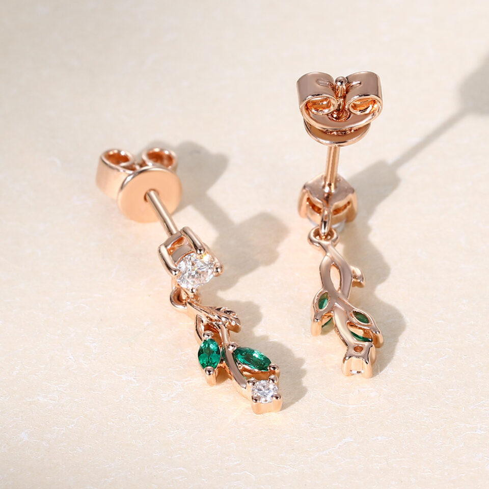 Nature Themed Emerald & Diamond Leaf Dangle Earrings (10)