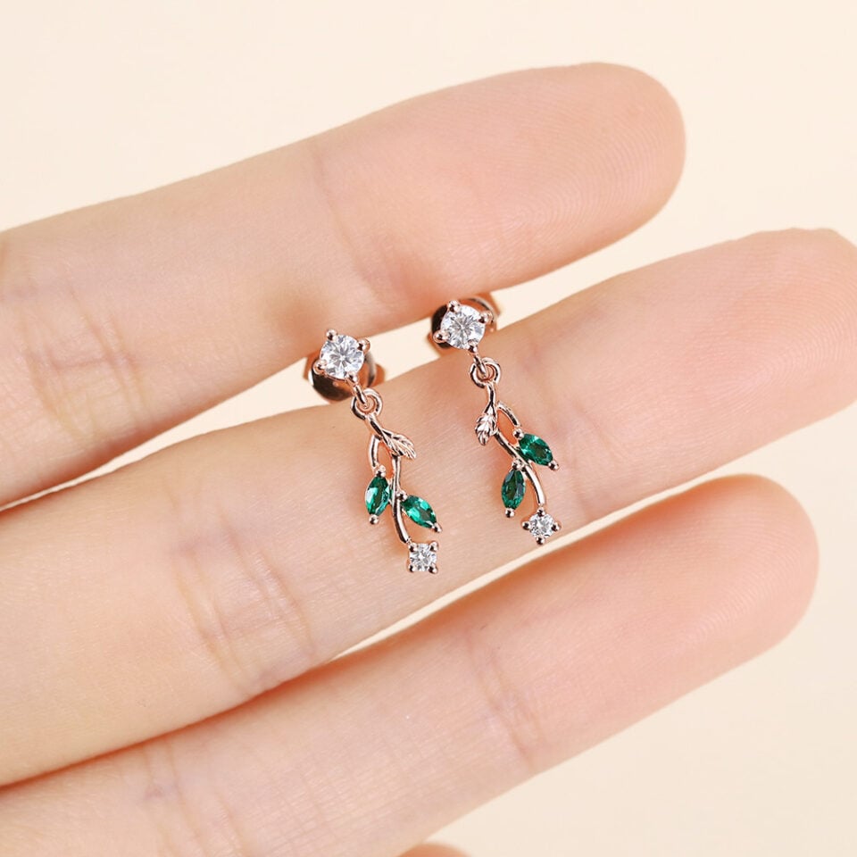 Nature Themed Emerald & Diamond Leaf Dangle Earrings (8)