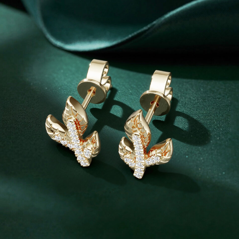 Pavé Lab Diamond Leaf Stud Earrings (5)