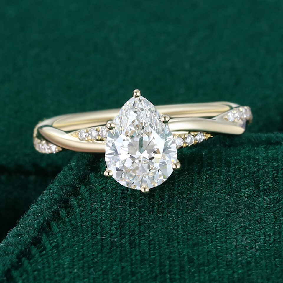 Pear Cut Lab Diamond Engagement Ring With Unique Twisted Pavé Band (13)