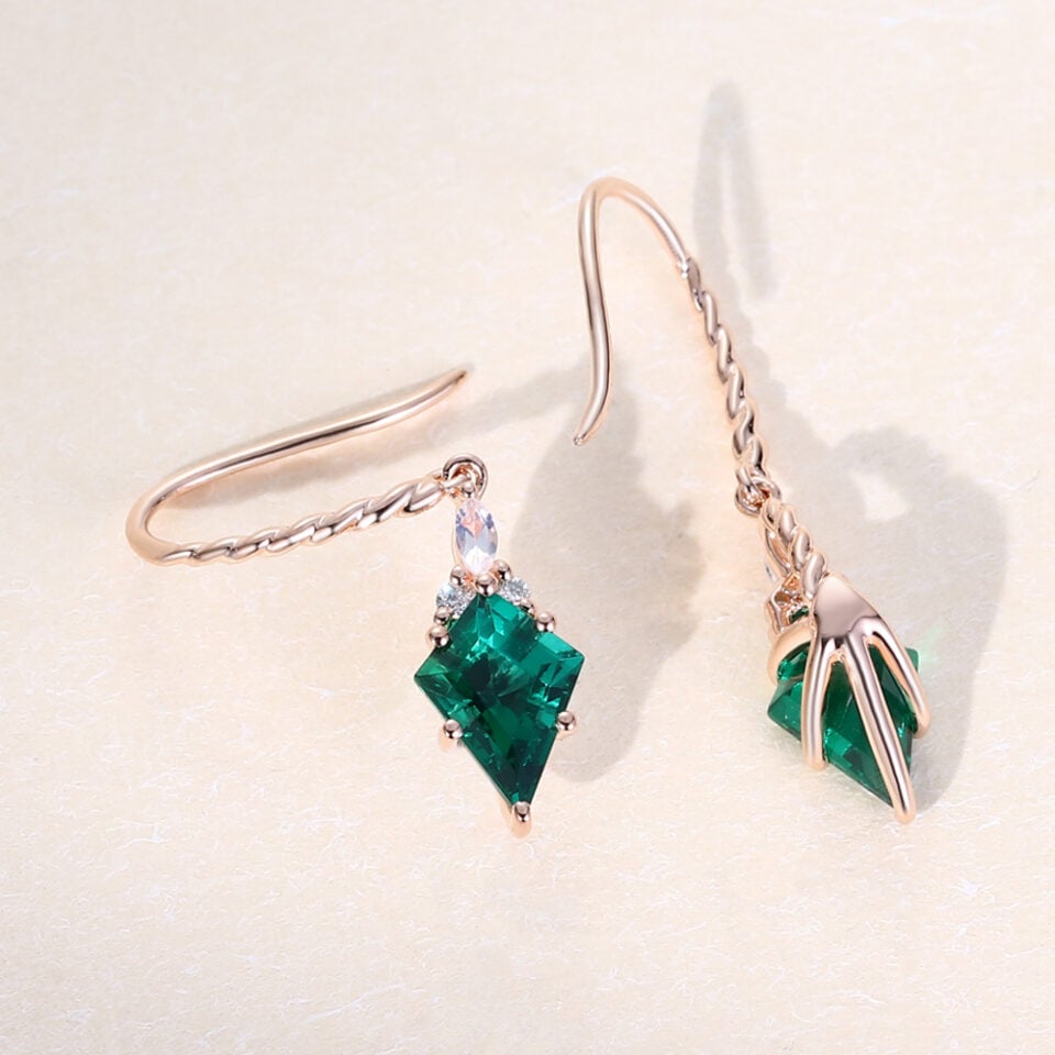 Twisted Design Kite Cut Emerald Dangle Earrings For Women