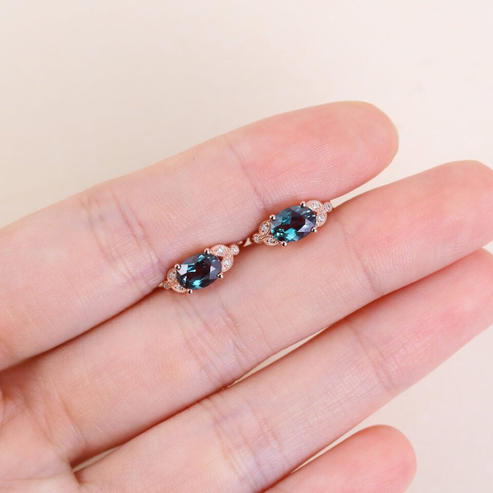 Vintage Oval Cut Alexandrite Milgrain Leverback Earrings (7)