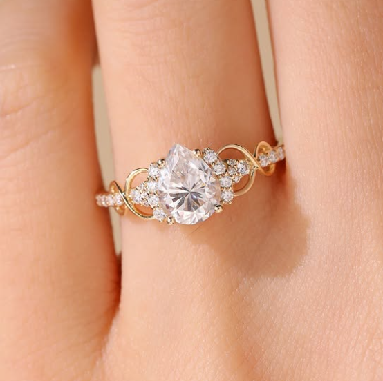 pear shaped lab diamond engagement ring guide