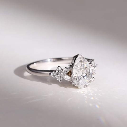 1 carat vs 2 carat Diamond