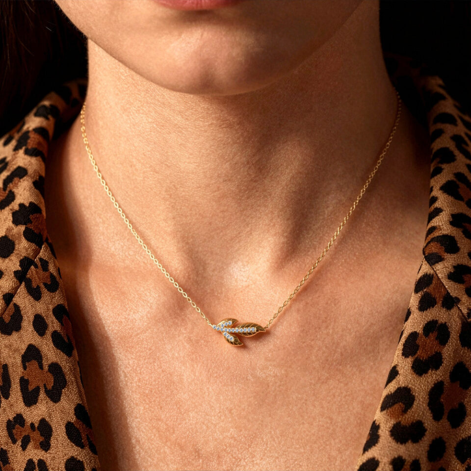 Nature Inspired Pavé Lab Diamond Leaf Necklace (3)