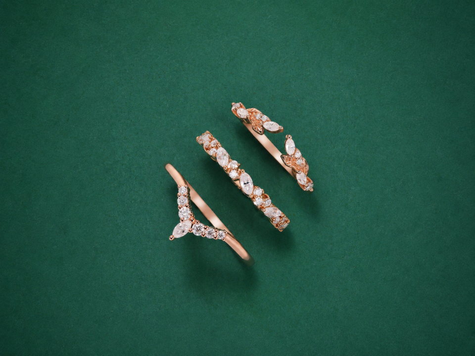 wedding bands for her