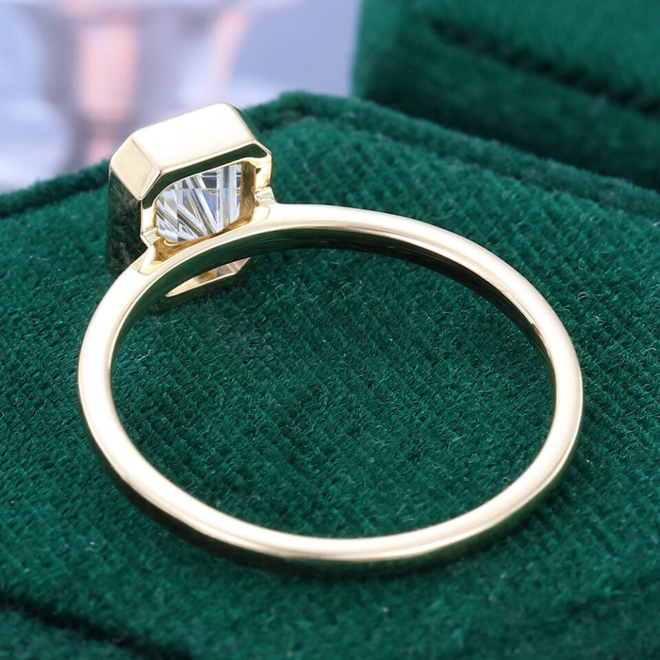 Emerald Fantasy Cut Moissanite Bezel Solitaire Engagement Ring (6)