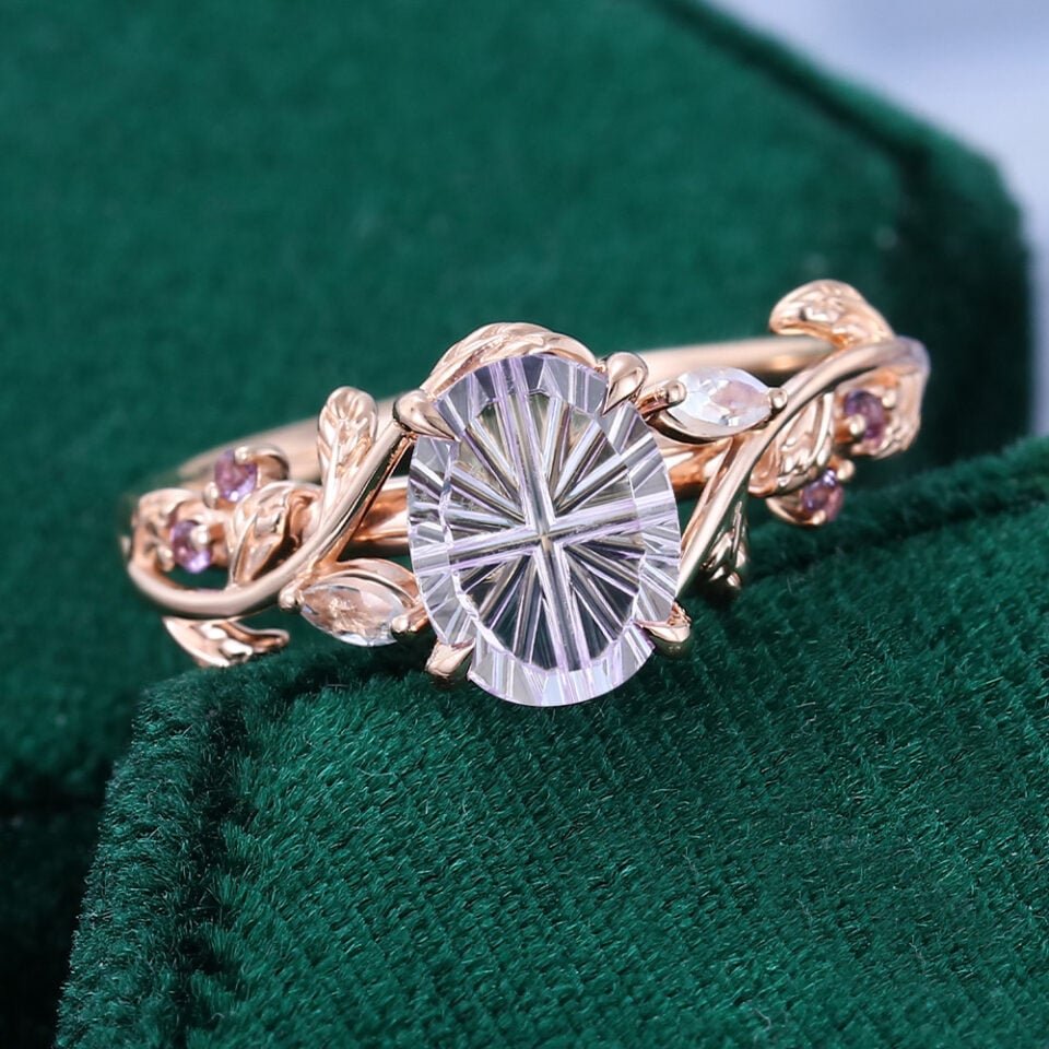 LeafLace Soft Vibe Oval Fantasy Cut Lavender Haze YAG Promise Ring (3)