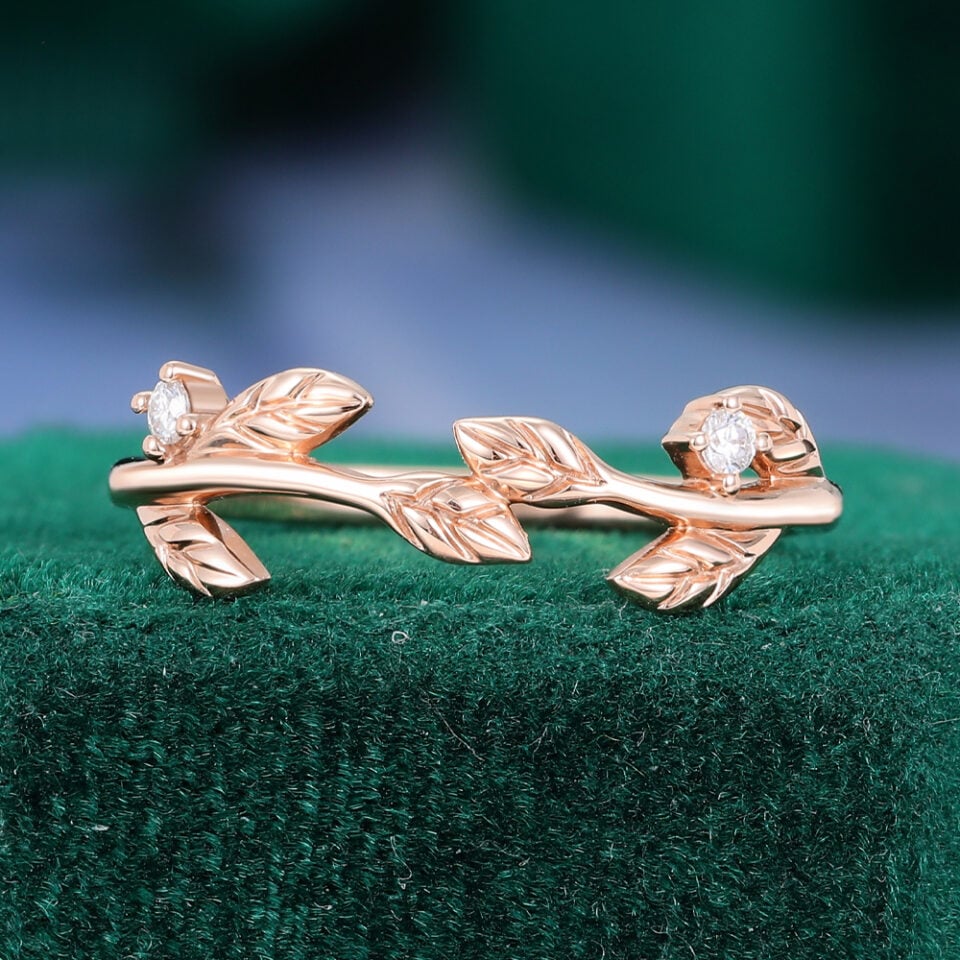 Nature Inspire Moss Agate & Moissanite Leaf Couple's Ring Set (4)