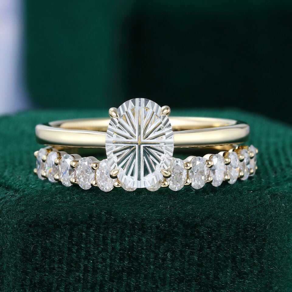 Fantasy Cut Oval Shaped White Sapphire Half Eternity Set 2PCS Classic Solitaire Engagement Ring