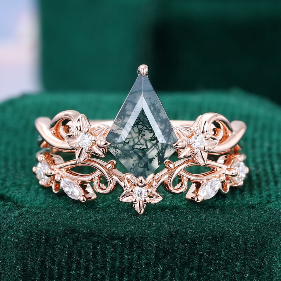 Kite Cut Moss Agate Nature Inspired Star Flower Engagement Ring Set