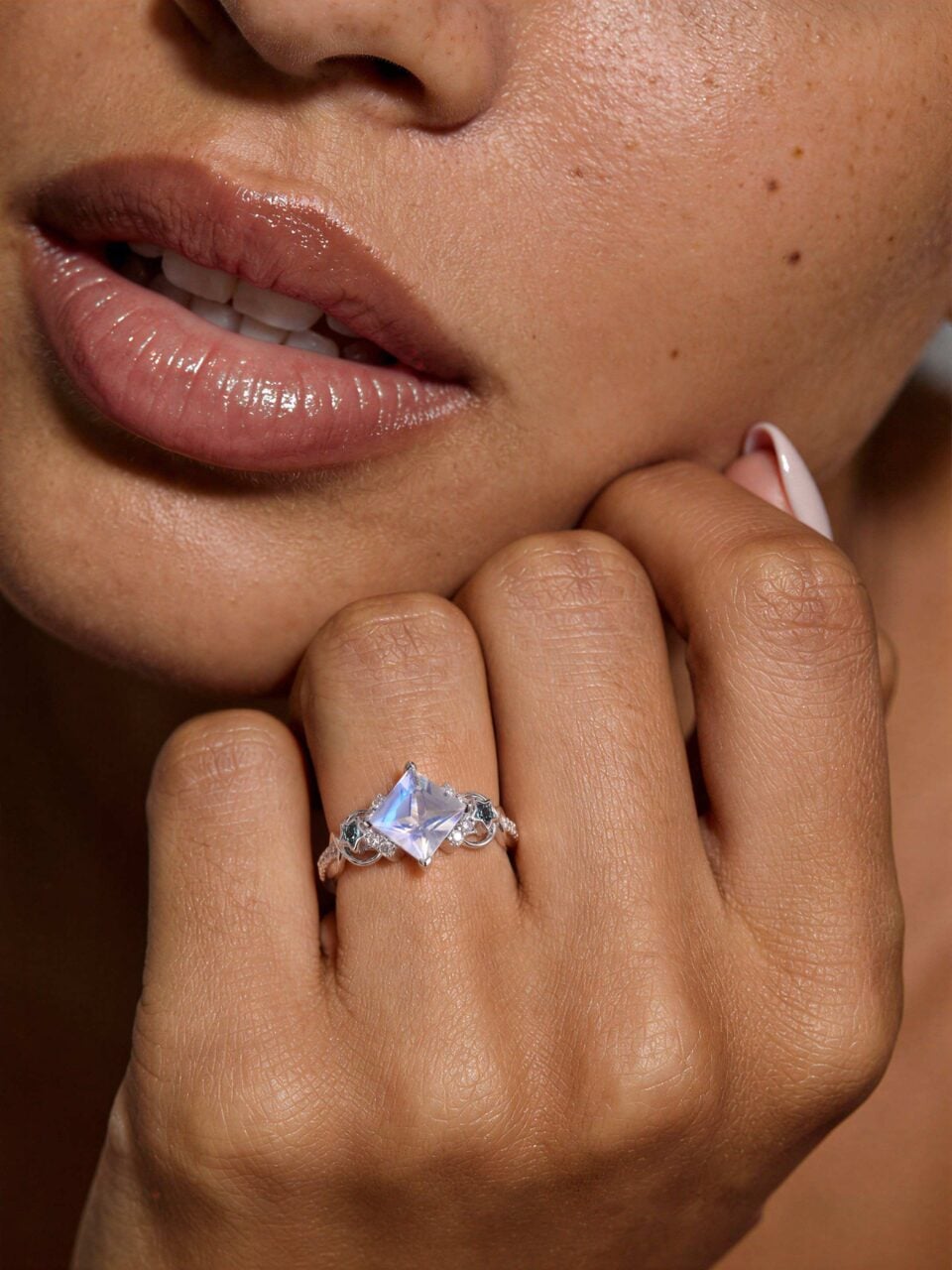 Princess Cut Moonstone Infinity Pavé Engagement Ring Cluster Star Band Ring (2)