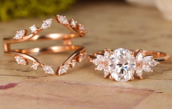 rose gold oval moissanite ring set